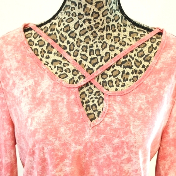 Umgee Ladies Long Sleeve Tunic Top Size:L Color:Pink - Picture 3 of 7